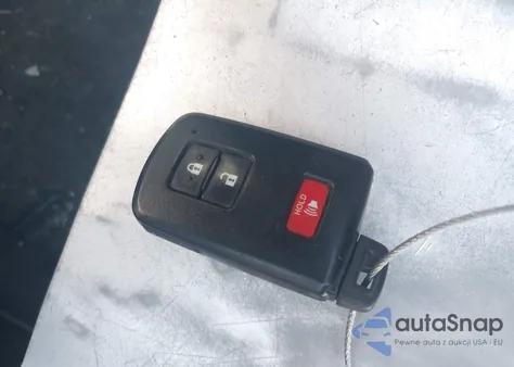 2013 Toyota Prius C Three from USA, damaged, VIN JTDKDTB36D1047247